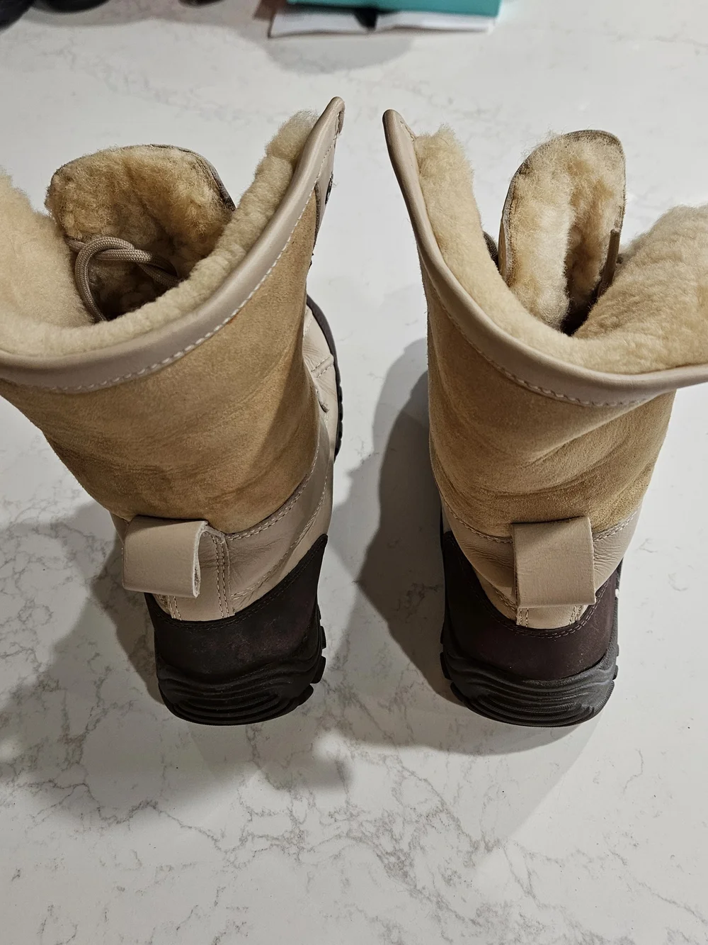UGG Women's Beige Adirondack II Size 8 Shearling-Lined Winter Boots